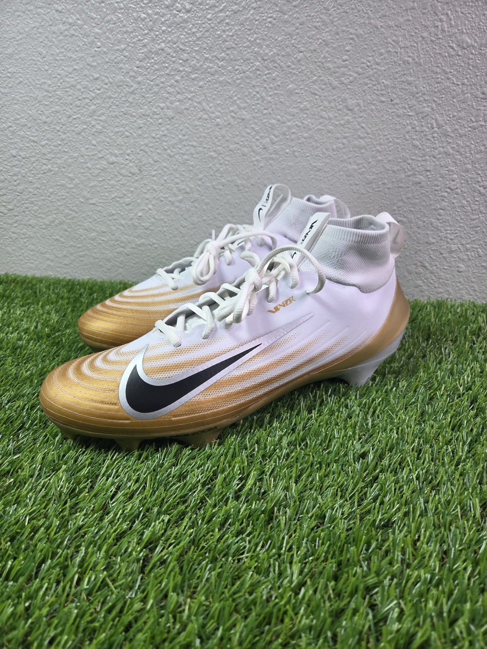 NIKE ZOOM AIR VAPOR PRO 1 WHITE METALLIC GOLD CLEATS FB3298-103 Size 11.5 - Picture 7 of 9